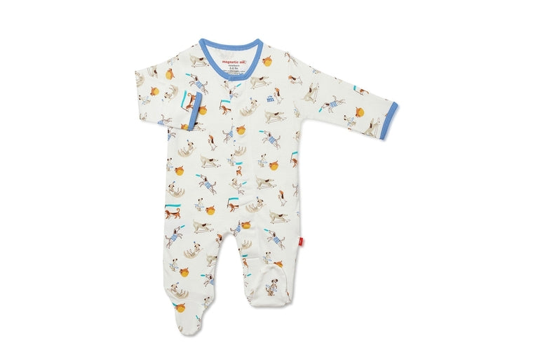 Howlarious Organic Cotton Magnetic Footie