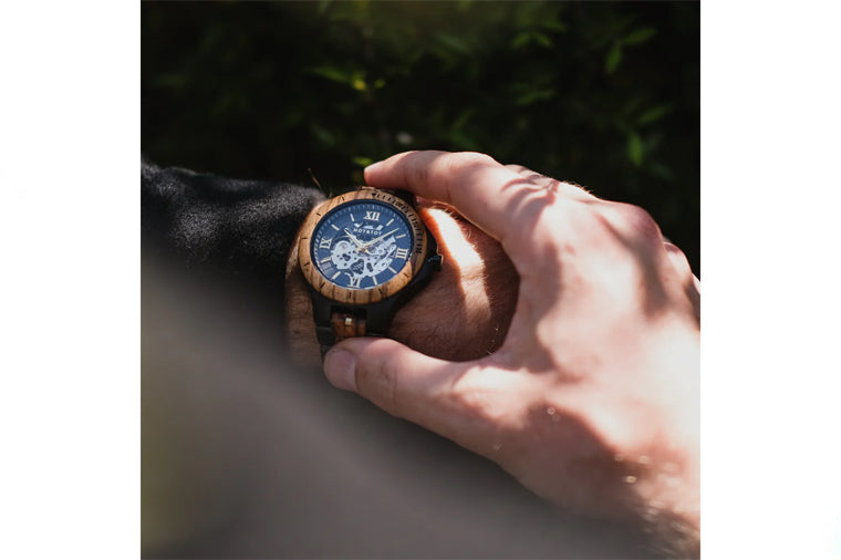 Hot & Tot - Gold Motus Wood Watch