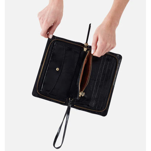 Hobo Bags - Evolve Wristlet- Black