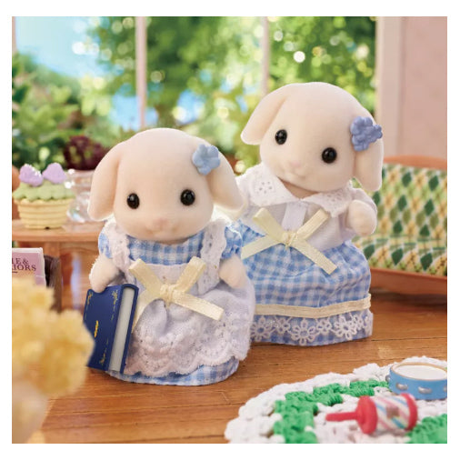 Calico Critters - Flora Rabbit Family, Set of 5