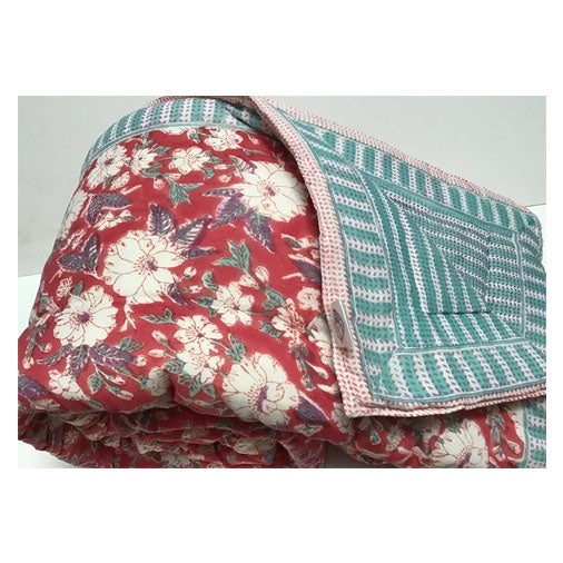 Camelia Red Queen Quilt