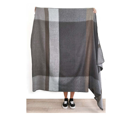 Shupaca Alpaca Throw Blanket - Woodland