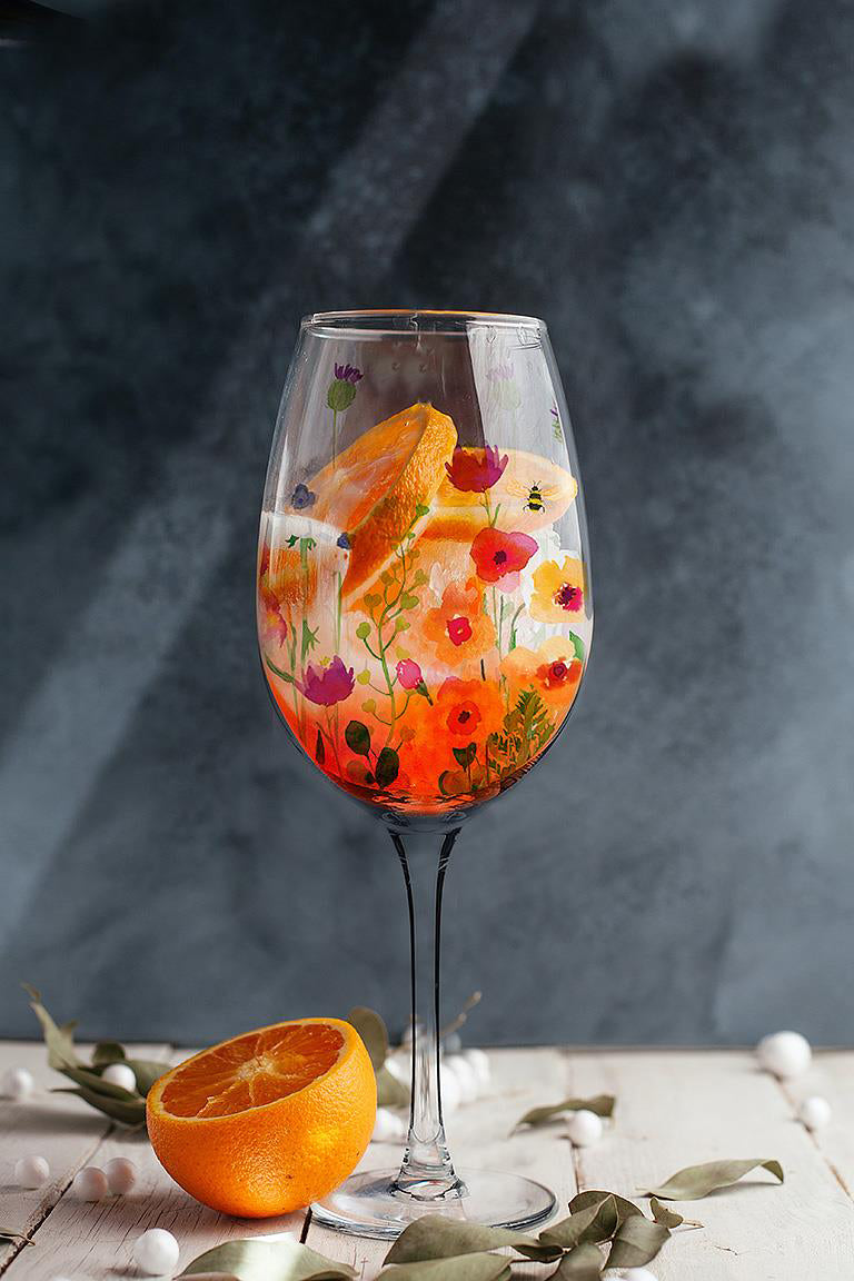 Bee Garden Wine Glass