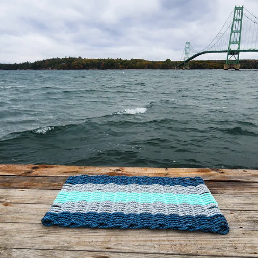 Little Salty Rope 5-Stripe Lobster Rope Mat — Navy, Light Gray & Seafoam
