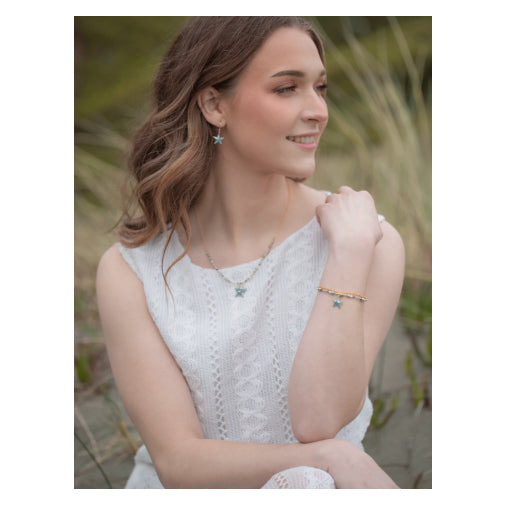 Holly Yashi - Carmel Beaded Bracelet in Seahorse Blue