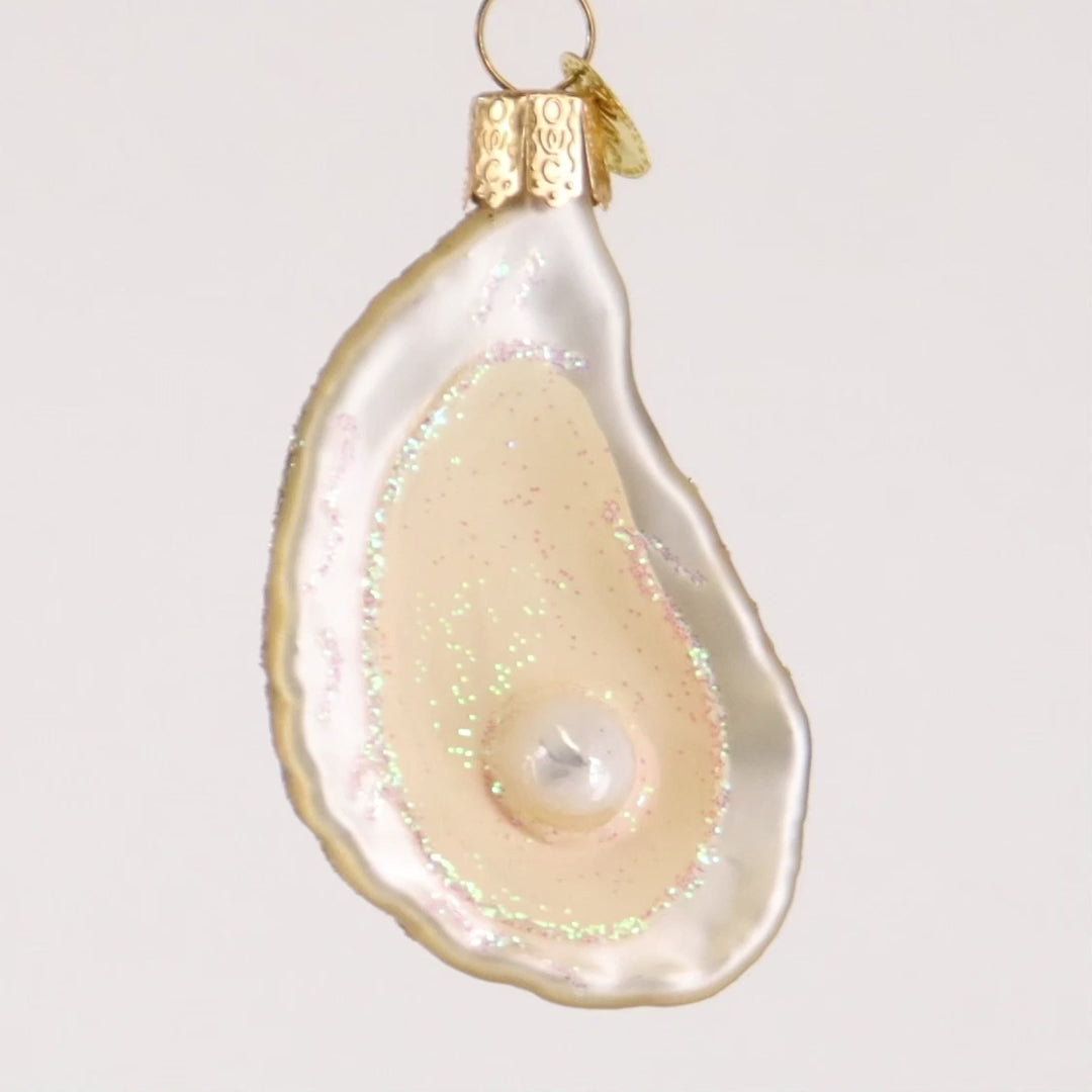 Old World Christmas - Oyster With Pearl Ornament